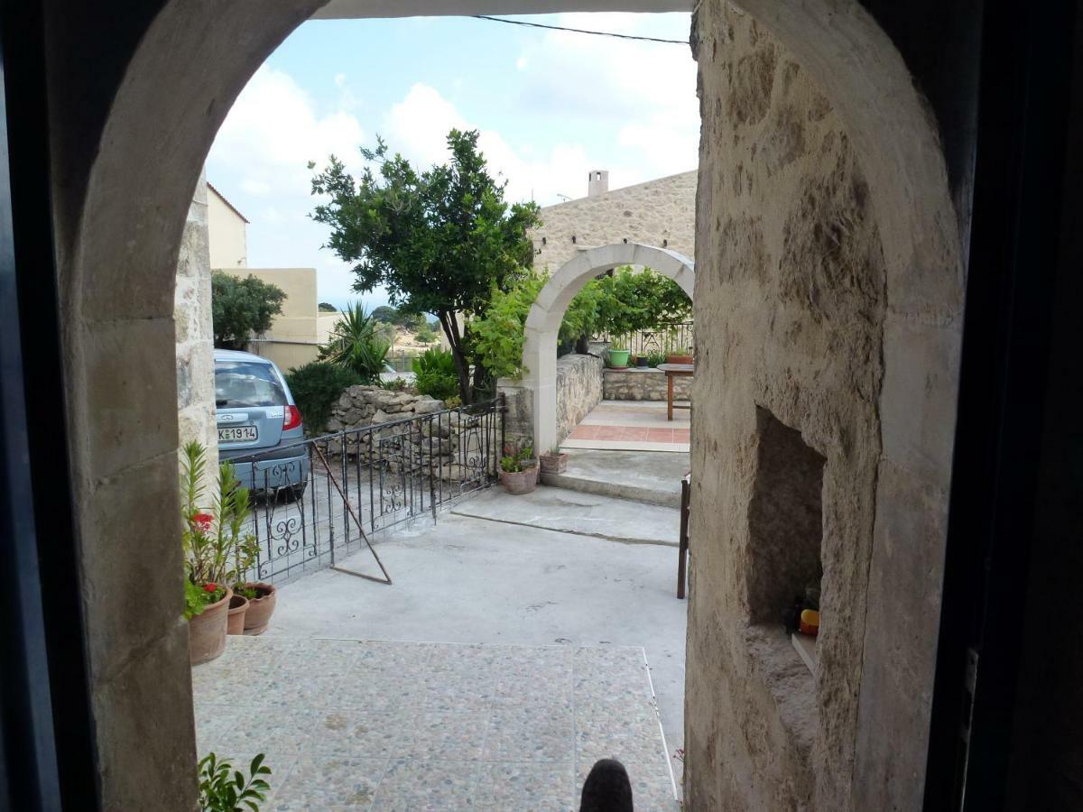 Arches Eleftherna 外观 照片